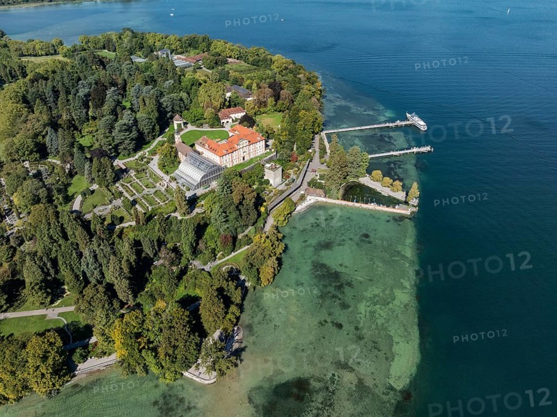The island of Mainau in Lake Constance with the jetty and the baroque Mainau Castle, built between 1739 and 1746, aerial view, district of Constance, Baden-Württemberg, Germany