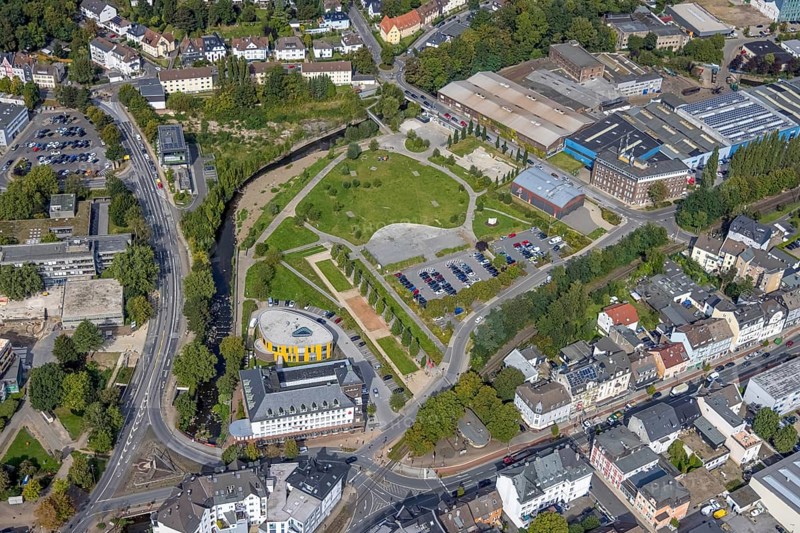 Aerial view, Ennepebogen Park and savings bank building in the Haufe district of Gevelsberg, Ruhr area, North Rhine-Westphalia, Germany, DE, Ennepebogenpark, Europe, Gevelsberg, aerial view, aerial photography, aerial photography, park, overview, bird's-eye view, overview