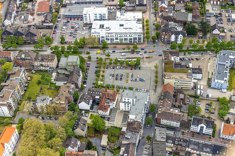 Aerial view, construction site Glückauf-Center, planned refurbishment and renovation, market place Gladbeck, Gladbeck, Ruhr area, North Rhine-Westphalia, Germany, construction work, building, construction area, building site, building plots, construction project, construction site, DE, shopping centre, shopping square, shopping mall, Europe, Horster Straße, aerial view, aerial photography, aerial photography, local supply centre, new building, shopping centre, overview, bird's eye view, Wilhelmstraße, birds-eyes view, overview
