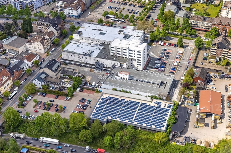 Aerial photo, construction site Glückauf-Center, planned refurbishment and renovation, Gladbeck, Ruhr area, North Rhine-Westphalia, Germany, Aldi supermarket, construction work, construction, construction area, building site, building plots, construction measure, construction project, construction site, DE, shopping centre, shopping square, shopping centre, Europe, Horster Straße, aerial view, aerial photography, aerial photography, local supply centre, new building, photovoltaic, photovoltaic system, shopping centre, solar, solar system, solar energy, solar energy, overview, bird's eye view, Wilhelmstraße, birds-eyes view, overview
