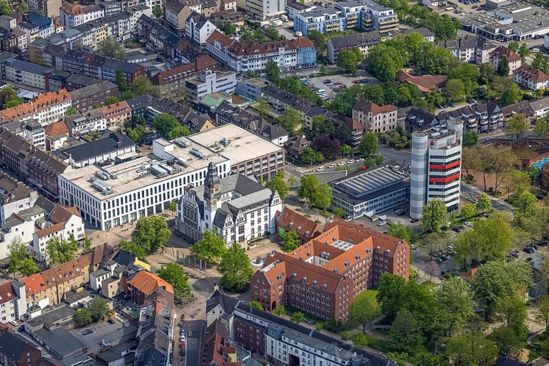 Aerial view, City Hall Gladbeck, Sparkasse Tower, Hoch10 office building, Viktoria-Quartier, city centre view, Gladbeck, Ruhr area, North Rhine-Westphalia, Germany, Old City Hall, authority, City, DE, shopping centre, shopping markets, shopping square, shopping centre, Europe, finance, commercial buildings, high-rise building, city centre, aerial view, aerial photography, aerial photography, local supply centre, new town hall, North Rhine-Westphalia, town hall, shopping, shopping centre, city centre, overview, ViktoriaQuartier, bird's-eye view, Willy-Brandt-Platz, birds-eyes view, overview