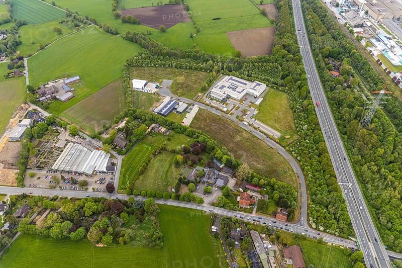 Aerial view, industrial estate Heinrich-Hertz-Straße, Lenord und Baür Werk 2, Rentfort, Gladbeck, Ruhr area, North Rhine-Westphalia, Germany, DE, Europe, commercial enterprises, commercial area, industrial estate, business park, commercial location, commercial use, industrial area, industrial location, aerial photograph, aerial photography, aerial photography, overview, bird's-eye view, bird's-eye view, overview