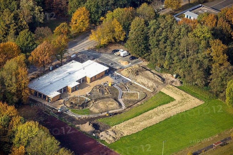 Aerial view, construction site with new building of a municip. Kindergarten Berliner Straße in the district of Zweckel in Gladbeck, Ruhr area, North Rhine-Westphalia, Germany, construction work, construction area, building site, building plots, construction project, construction site, DE, Europe, Gladbeck, kindergarten, day-care centre, day-care centre for children, aerial photograph, aerial photography, aerial photography, new building, overview, bird's-eye view, overview