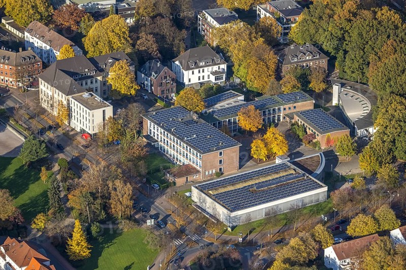 Aerial view, Riesener Gymnasium with solar roof in Gladbeck, Ruhr area, North Rhine-Westphalia, Germany, education, educational institution, DE, Europe, Gladbeck, grammar school, educational institute, aerial view, aerial photography, aerial photography, photovoltaics, photovoltaic system, school, solar, solar system, solar roof, solar energy, overview, bird's-eye view, overview
