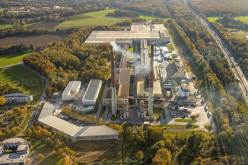 Aerial view, commercial area Am Wiesenbusch with Pilkington Deutschland AG at the motorway A31 in the district Rentfort in Gladbeck, Ruhr area, North Rhine-Westphalia, Germany, DE, Europe, distant view, commercial enterprises, commercial area, commercial park, commercial location, commercial use, Gladbeck, industrial area, industrial building, industrial location, aerial view, aerial photography, aerial photography, overview, bird's-eye view, overview