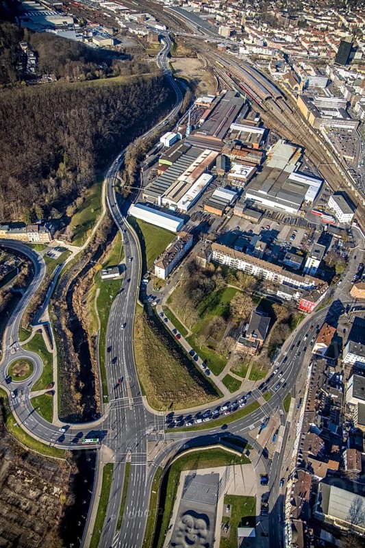 Aerial view, Hagen main station, station rear passage, commercial area Wehringhauser Straße, Wehringhausen, Hagen, Ruhr area, North Rhine-Westphalia, Germany, railway tracks, railway station, DE, Deutsche Bahn AG, Europe, commercial enterprises, commercial area, commercial park, commercial location, commercial use, main station, main railway station, industrial area, industrial location, aerial view, aerial photography, aerial photography, overview, bird's eye view, birds-eyes view, overview