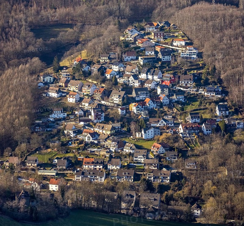 Aerial view, local view Selbecke in the forest with radio tower Selbecke, Eilpe, Hagen, Ruhr area, North Rhine-Westphalia, Germany, DE, Europe, television tower, radio tower, property tax, real estate, aerial view, aerial photography, aerial photography, tower, overview, bird's-eye view, forest area, residential area, living and living, residential area, residential buildings, quality of life, residential neighbourhood, housing estate, birds-eyes view, overview