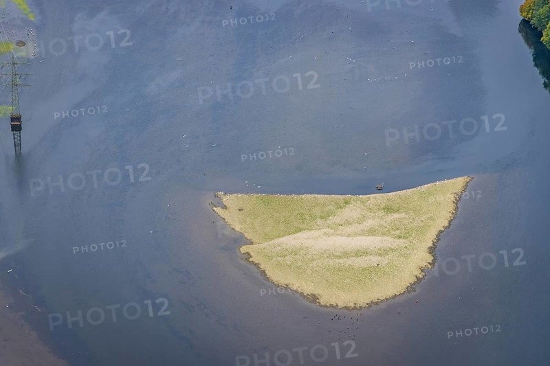 Aerial view, Hengsteysee with sandbank in the district Boele in Hagen, Ruhr area, North Rhine-Westphalia, Germany, DE, Europe, Hagen, aerial view, aerial photography, aerial photography, lake, overview, bird's-eye view, overview