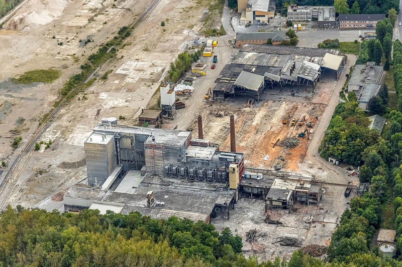 Aerial view, demolition of dolomite works for the construction of an industrial park on Dolomitstraße in the Lennetal district of Hagen, Ruhr area, North Rhine-Westphalia, Germany, demolition, demolition work, construction work, construction area, construction site, building site, construction project, construction project, construction site, DE, Europe, Hagen, aerial view, aerial photography, aerial photography, overview, bird's-eye view, overview
