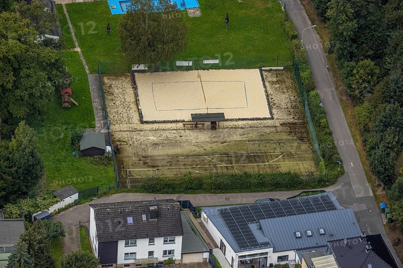 Aerial view, volleyball court at the outdoor swimming pool Henkhausen in the district Hohenlimburg in Hagen, Ruhr area, North Rhine-Westphalia, Germany, bathing establishment, bathing resort, DE, Europe, outdoor swimming pool, Hagen, aerial view, aerial photography, aerial photography, swimming pool, overview, bird's-eye view, overview