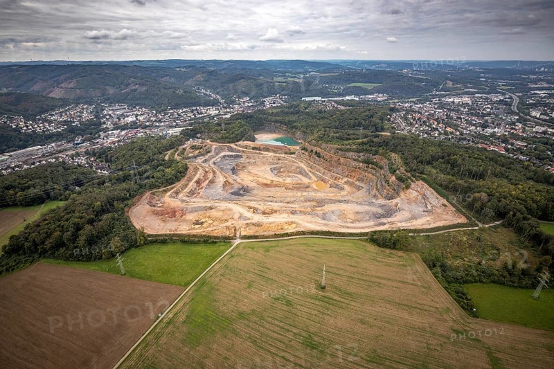 Aerial photograph, Steltenberg quarry in the Oege district of Hohenlimburg in Hagen, Ruhr area, North Rhine-Westphalia, Germany, DE, Europe, Hagen, Hohenlimburger Kalkwerke GmbH, Steltenberg nature reserve, aerial photograph, aerial photography, aerial photography, nature reserve, quarry, overview, bird's-eye view, bird's-eye view, overview