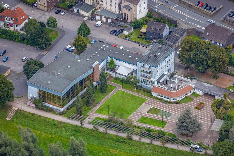 Aerial view, Richard-Römer-Lennebad in the district Hohenlimburg in Hagen, Ruhr area, North Rhine-Westphalia, Germany, DE, Europe, leisure pool, Hagen, aerial view, aerial photography, aerial photography, swimming pool, overview, bird's eye view, birds-eyes view, overview