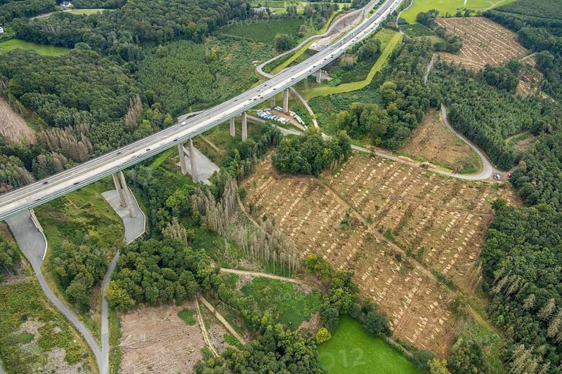 Aerial view, motorway A45 Brunsbecke viaduct in the district Dahl in Hagen, Ruhr area, North Rhine-Westphalia, Germany, motorway A45, motorway bridge, DE, Europe, Hagen, aerial view, aerial photography, aerial photography, viaduct, overview, bird's-eye view, overview