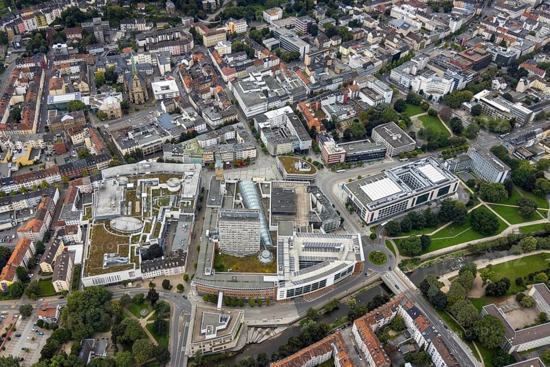 Aerial view, City and Friedrich-Ebert-Platz with Volme Galerie and Rathaus Galerie shopping centre in the district Mittelstadt in Hagen, Ruhr area, North Rhine-Westphalia, Germany, DE, shopping centre, shopping place, shopping mall, Europe, Hagen, aerial view, aerial photography, aerial photography, local supply centre, shopping centre, overview, bird's-eye view, overview