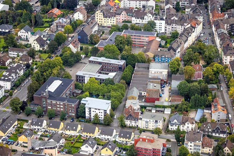 Aerial view, Realschule Haspe and Ernst-Eversbusch-Schule in the district Haspe in Hagen, Ruhr area, North Rhine-Westphalia, Germany, education, educational institution, DE, Europe, Hagen, educational institute, aerial view, aerial photography, aerial photography, Realschule, school, overview, bird's eye view, birds-eyes view, overview