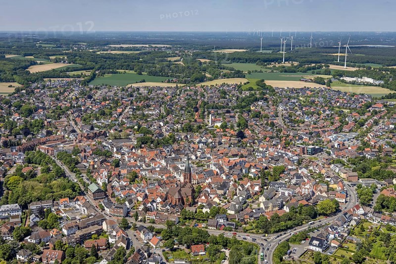 Aerial view, Old town with catholic St.Sixtus-Kirche, Altstadring, Haltern-Stadt, Haltern am See, Ruhr area, North Rhine-Westphalia, Germany, Old Town, Old Town view, Old Town area, Old Town ring road, Place of worship, DE, Europe, Religious community, Place of worship, Holy site, Church, Parish, Denomination, roundabout, roundabout, aerial view, aerial photography, aerial photography, religion, religious site, vertical view, overview, bird's-eye view, WEA, wind energy, wind energy plant, wind power, wind turbine, wind turbines, birds-eyes view, historic city centre, overview
