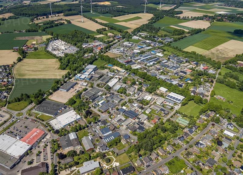 Aerial view, commercial area Münsterknapp, Uphusen, Haltern am See, Ruhr area, North Rhine-Westphalia, Germany, DE, Europe, commercial enterprises, commercial area, commercial area, commercial location, commercial use, industrial area, industrial location, aerial view, aerial photography, aerial photography, Münsterstraße, overview, bird's eye view, birds-eyes view, overview