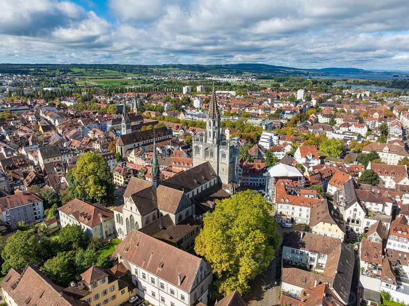 Aerial view of the historic old town of Constance with the Constance Minster, Constance district, Baden-Württemberg, Germany