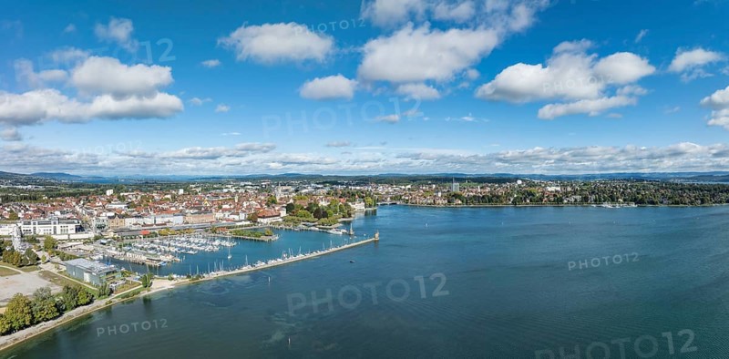 Aerial view, panorama of Lake Constance and the Seerhein including the Rhine funnel with the city of Constance, on the left the harbour with the historic city centre, on the right the district Petershausen, district of Constance, Baden-Württemberg, Germany