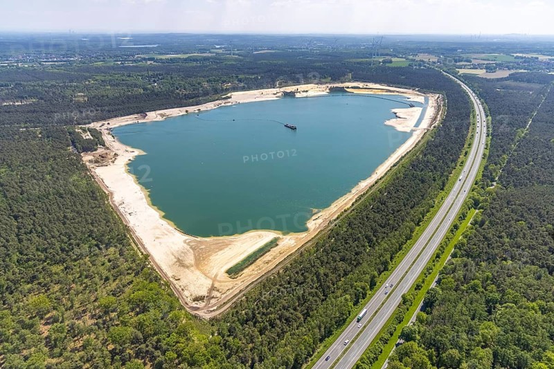 Aerial view, Silbersee I with quartz sand extraction in the district of Lehmbraken, Lehmbraken, Haltern am See, Ruhr area, North Rhine-Westphalia, Germany, DE, Europe, aerial view, aerial photography, aerial photography, quartz sand extraction, Quarzwerke Group, lake, overview, bird's-eye view, overview