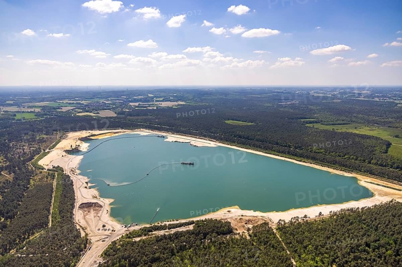 Aerial view, Silbersee I with quartz sand extraction in the district of Lehmbraken, Lehmbraken, Haltern am See, Ruhr area, North Rhine-Westphalia, Germany, DE, Europe, aerial view, aerial photography, aerial photography, quartz sand extraction, Quarzwerke Group, lake, overview, bird's-eye view, overview