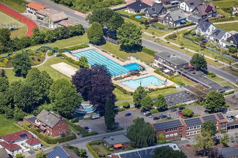 Aerial view, open-air swimming pool Sythen, Haltern am See, Ruhr area, North Rhine-Westphalia, Germany, bathing establishment, bathing resort, DE, Europe, open-air swimming pool, leisure activities, aerial view, aerial photography, aerial photography, Mosskamp, swimming pool, swimming pool, overview, bird's-eye view, overview