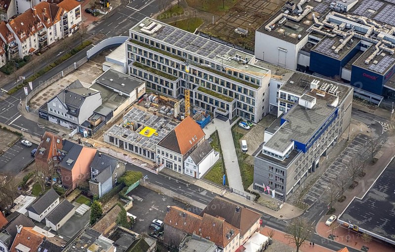 Aerial photo construction site Widumstraße with demolition for new WA office building, Westfälischer Anzeiger, Radio Lippewelle Hamm in Hamm, Ruhr area, North Rhine-Westphalia, Germany, demolition work, construction work, construction, construction area, construction site, construction site, construction project, construction site, DE, Europe, commercial enterprises, commercial area, commercial area, commercial location, commercial use, Hamm, industrial building, industrial location, aerial view, aerial photography, aerial photography, aerial photography, metropolitan region Rhine-Ruhr, new building, photovoltaic, photovoltaic plant, solar, solar plant, solar energy, solar energy, Stadtanzeiger Hamm, overview, bird's-eye view, newspaper publisher, birds-eyes view, overview