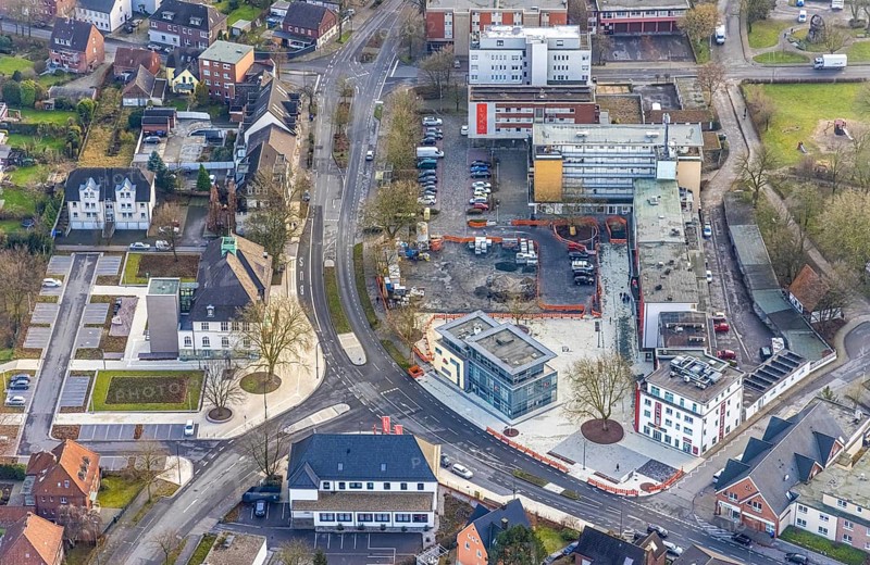 Aerial view of the town hall of Heessen Amtsstraße and the construction site of Heessener Markt in Hamm, Ruhr area, North Rhine-Westphalia, Germany, construction work, construction progress, construction area, building site, building plots, construction measure, construction project, construction site, DE, renovation, Europe, Hamm, aerial view, aerial photograph, aerial photography, aerial photography, Rhine-Ruhr metropolitan region, renovation, refurbishment, overview, bird's-eye view, overview