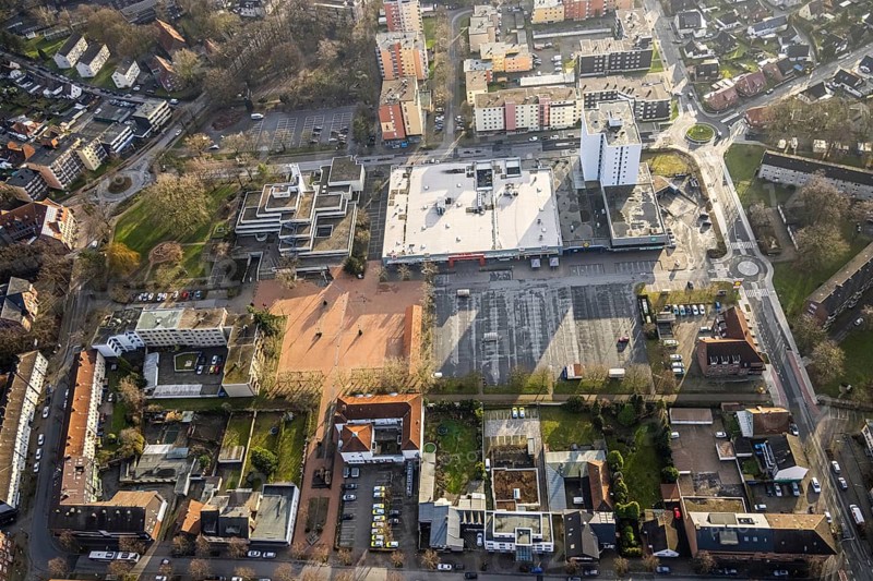 Aerial view Rathauscenter and Kommunales Jobcenter Hamm AöR in Hamm, Ruhr area, North Rhine-Westphalia, Germany, authority, DE, shopping centre, shopping markets, shopping place, shopping centre, Europe, Hamm, roundabout, aerial view, aerial photograph, aerial photography, aerial photography, Rhine-Ruhr metropolitan region, local supply centre, shopping centre, overview, bird's-eye view, overview