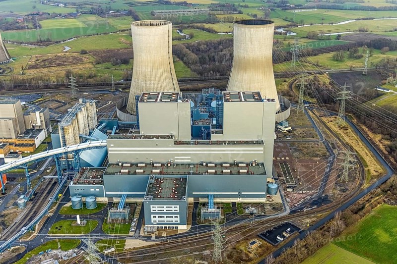 Aerial view of the RWE Westfalen power plant in Uentrop in Hamm, Ruhr area, North Rhine-Westphalia, Germany, DE, Europe, distant view, shapes and colours, Hamm, coal-fired power plant, cooling towers, aerial view, aerial photograph, aerial photography, aerial photography, Rhine-Ruhr metropolitan region, tower, overview, bird's-eye view, twin towers, birds-eyes view, overview