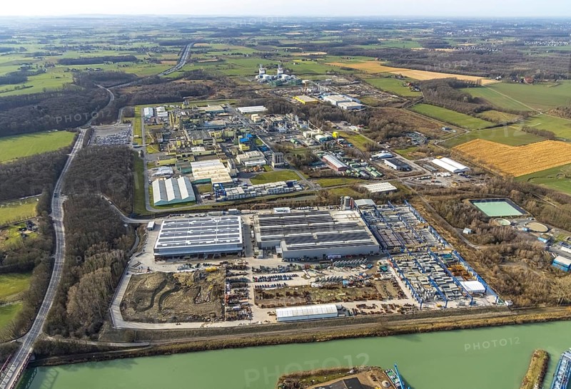 Aerial view, new halls at GOLDBECK Betonelemente GmbH Hamm, near plastics factory DuBay Polymer GmbH, DuPont Uentrop GmbH, Uentrop, Hamm, Ruhr area, North Rhine-Westphalia, Germany, DE, Europe, birds-eyes view, aerial view, aerial photography, aerial photography, overview, bird's eye view