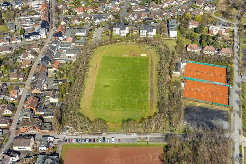 Aerial view, GlückaufStadion und Tennisclub Herringen tennis courts, Herringen, Hamm, Ruhr area, North Rhine-Westphalia, Germany, DE, Europe, football pitch, football stadium, football club, Lippepark Hamm - Schacht Franz, aerial view, aerial photography, aerial photography, park, sports, sports facilities, sports field, sports facility, tennis, tennis facility, tennis courts, tennis club, overview, bird's-eye view, bird's-eye view, overview