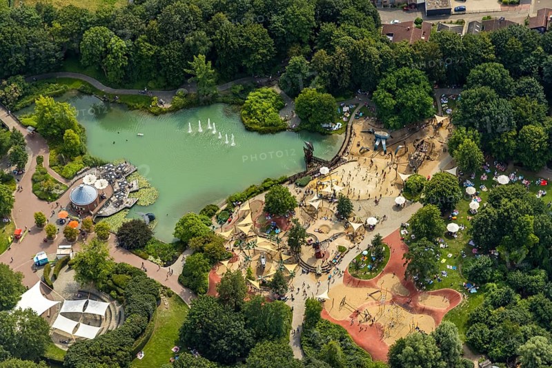 Aerial view, Maximilianpark with fountain pond in Uentrop, Hamm, Ruhr area, North Rhine-Westphalia, Germany, DE, Europe, fountain pond, aerial view, aerial photography, aerial photography, park, pond, overview, bird's eye view, birds-eyes view, overview