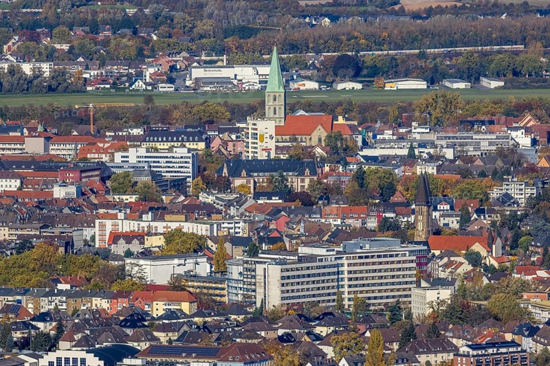 Aerial view, city centre with former Isenbeck brewery site and St. Paul's Church as well as Hamm Protestant Hospital and St. Francis of Assisi Church of Our Dear Lady parish. Franziskus von Assisi Church of Our Dear Lady in the Rhynern district of Hamm, Ruhr area, North Rhine-Westphalia, Germany, place of worship, brewery, city, DE, Europe, healthcare, religious community, place of worship, Hamm, holy site, hospital, city centre, church, parish, clinic, hospital, denomination, infirmary, hospital, aerial view, aerial photography, aerial photography, medical facility, medical aid, religion, religious site, skyline, city centre, overview, bird's-eye view, birds-eyes view, overview, medical care
