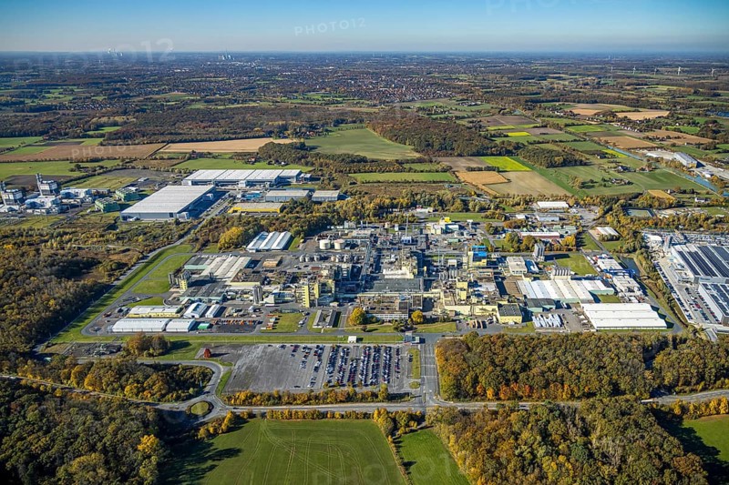 Aerial view, construction site Distribution Park between Trianelstraße and Trianel GasKraftwerk as well as DuBay Polymer GmbH in the district Uentrop in Hamm, Ruhr area, North Rhine-Westphalia, Germany, DE, Europe, commercial enterprises, commercial area, commercial park, commercial location, commercial use, Hamm, industrial area, industrial building, industrial location, aerial view, aerial photography, aerial photography, overview, bird's-eye view, overview