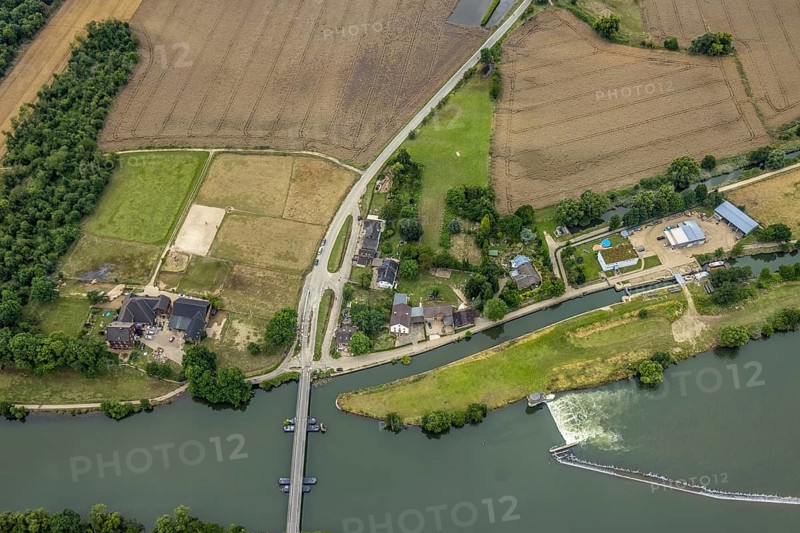 Aerial view, at the Dahlhauser swimming bridge, a week ago there was still land under water at this point - the Ruhr was flooding, course of the Ruhr, Winz, Hattingen, Ruhr area, North Rhine-Westphalia, Germany, Bochum, DE, Europe, birds-eyes view, aerial view, aerial photography, aerial photography, overview, bird's eye view