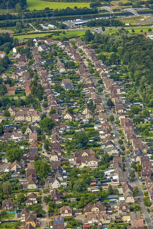 Aerial view, Isenbecker Hof colliery housing estate with Am Bremsberg, Juffernbuschstraße and Seelhofstraße in the district of Herringen in Hamm, Ruhr area, North Rhine-Westphalia, Germany, workers' housing estate, miners' housing estate, DE, Europe, property tax, Hamm, real estate, aerial photograph, aerial photography, aerial photography, overview, bird's eye view, housing estate, housing and living, residential area, residential buildings, housing quality, residential neighbourhood, housing estate, birds-eyes view, overview