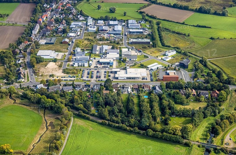 Aerial view, commercial quarter Hohefeld Herbert-Rust-Weg in the district Uentrop in Hamm, Ruhr area, North Rhine-Westphalia, Germany, DE, Europe, commercial enterprises, commercial area, commercial park, commercial location, commercial use, Hamm, industrial area, industrial building, industrial location, aerial photograph, aerial photography, aerial photography, overview, bird's-eye view, bird's-eye view, overview