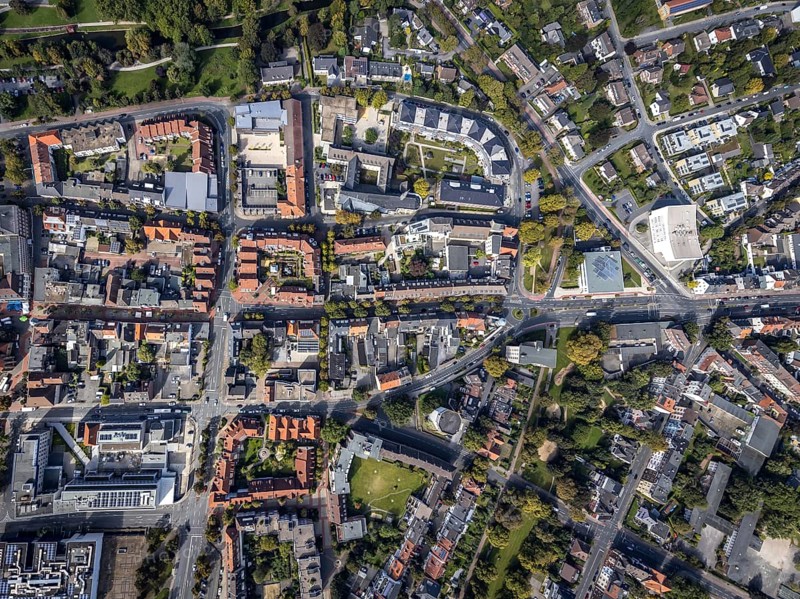Aerial view, residential area Nordenwall and Oststraße with catholic parish church St. Agnes and high bunker Widumstraße in the district Mitte in Hamm, Ruhr area, North Rhine-Westphalia, Germany, place of worship, DE, Europe, religious community, place of worship, property tax, Hamm, holy place, real estate, church, parish, denomination, aerial view, aerial photography, aerial photography, religion, religious site, overview, bird's eye view, residential area, living and life, residential area, residential buildings, residential quality, residential neighbourhood, housing estate, birds-eyes view, overview
