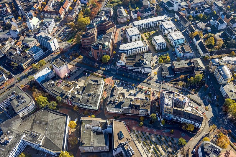 Aerial view, City Neue Bahnhofstraße and Westentorbunker, Mercure Hotel Hamm and condominiums as villa houses in the district Mitte in Hamm, Ruhr area, North Rhine-Westphalia, Germany, bunker, DE, Europe, property tax, Hamm, high bunker, hotel, hotel facilities, hotel business, real estate, aerial view, aerial photography, aerial photography, overview, bird's eye view, residential complex, living and life, residential area, residential buildings, residential quality, residential neighbourhood, birds-eyes view, overview