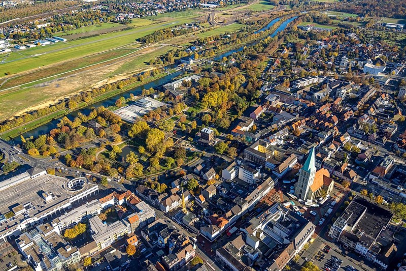 Aerial view, connection between Nordpark and city centre to the water sports centre at the Adenauerallee and Nordringpark in the district Mitte in Hamm, Ruhr area, North Rhine-Westphalia, Germany, place of worship, DE, Europe, religious community, place of worship, Hamm, holy place, church, parish, denomination, aerial view, aerial photography, aerial photography, park, religion, religious site, sports centre, overview, bird's-eye view, overview