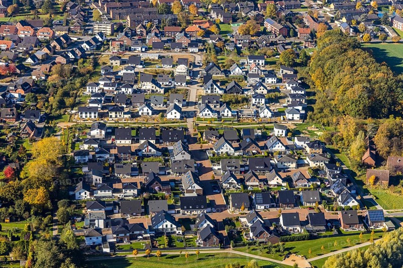 Aerial view, new construction, residential park Schulze-Everding Everdings Hof in the district Bockum-Hövel in Hamm, Ruhr area, North Rhine-Westphalia, Germany, construction work, construction area, building site, building plots, construction project, construction site, DE, single-family houses, Europe, property tax, Hamm, real estate, aerial photograph, aerial photography, aerial photography, new construction, overview, bird's-eye view, residential complex, living and living, residential area, residential buildings, residential quality, residential neighbourhood, residential estate, birds-eyes view, overview