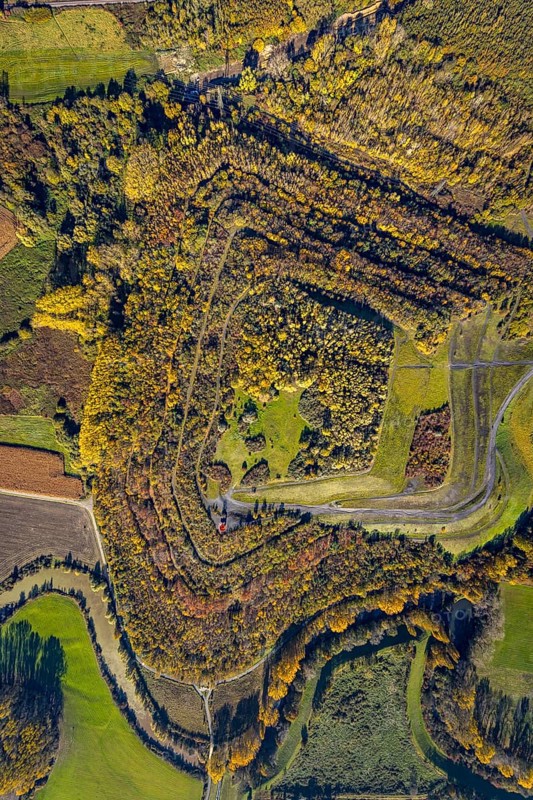 Aerial view, Radbod spoil tip with Radbod spoil tip sign and Alte Lippe in the Bockum-Hövel district of Hamm, Ruhr area, North Rhine-Westphalia, Germany, Alter Lippearm, DE, Europe, spoil tip, Hamm, landmark, aerial view, aerial photography, aerial photography, Alte Lippe nature reserve, overview, bird's-eye view, forest, birds-eyes view, overview