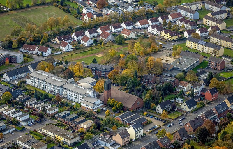 Aerial view, St. Boniface Catholic Church, St. Boniface Senior Citizens' Centre and St. Boniface Catholic Kindergarten. Kindergarten Bonifatius in the district of Herringen in Hamm, Ruhr area, North Rhine-Westphalia, Germany, retirement home, old people's home, retirement home, place of worship, care and nursing, DE, Europe, religious community, place of worship, Hamm, holy place, kindergarten, day care centre, day care centre, church, parish, day care centre, denomination, aerial view, aerial photography, aerial photography, care facility, religion, religious site, retirement home, retirement residence, retirement home, retirement centre, overview, bird's-eye view, overview