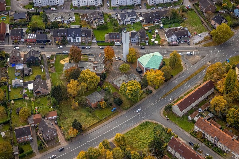 Aerial view, Evangelical Apostle Church and Kindergarten Drei Könige in the district of Herringen in Hamm, Ruhr area, North Rhine-Westphalia, Germany, place of worship, DE, Europe, religious community, place of worship, Hamm, holy place, kindergarten, day care centre, day care centre, church, church community, day care centre, denomination, aerial view, aerial photography, aerial photography, religion, religious site, overview, bird's-eye view, overview