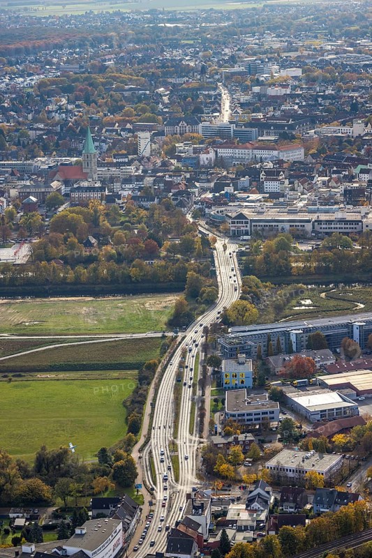 Aerial view, B63 Münsterstraße and Lippeaue as well as city centre view in the district Heessen in Hamm, Ruhr area, North Rhine-Westphalia, Germany, DE, Europe, Hamm, aerial view, aerial photography, aerial photography, overview, bird's eye view, birds-eyes view, overview