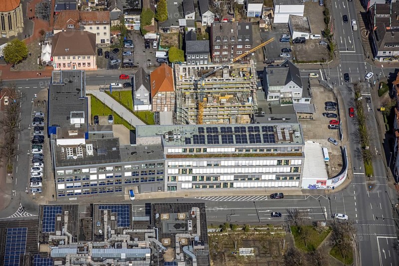 Aerial photo, Widumstraße construction site for new WA office building, Westfälischer Anzeiger, Radio Lippewelle Hamm in Mitte, Hamm, Ruhr area, North Rhine-Westphalia, Germany, construction work, construction area, construction site, building plots, construction project, construction site, DE, Europe, commercial enterprises, commercial area, commercial area, commercial site, commercial use, industrial building, industrial site, aerial view, aerial photography, aerial photography, new building, photovoltaic, photovoltaic plant, solar, solar plant, solar energy, solar energy, Stadtanzeiger Hamm, overview, bird's-eye view, newspaper publisher, birds-eyes view, overview