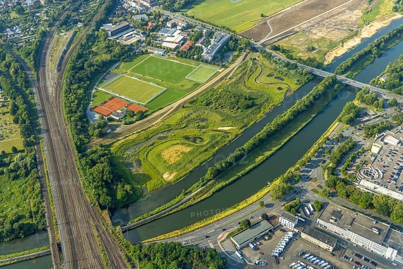 Aerial view, Lippe floodplain at the Münsterstraße bridge, Heessen, Hamm, Ruhr area, North Rhine-Westphalia, Germany, railway tracks, bridge, DE, Europe, Lippe floodplain, aerial view, aerial photography, aerial photography, overview, bird's eye view, birds-eyes view, overview