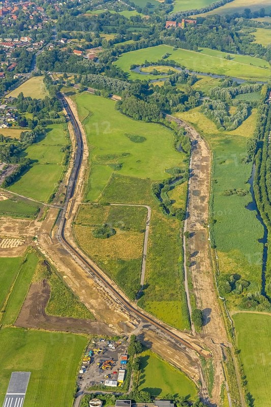 Aerial view, Lippe river reconstruction, Lippe dam extension, dam relocation, Hamm sewage treatment plant, Heessen, Hamm, Ruhr area, North Rhine-Westphalia, Germany, construction project, construction site, DE, Europe, Lippe meadows, aerial photograph, aerial photography, aerial photography, overview, bird's-eye view, overview