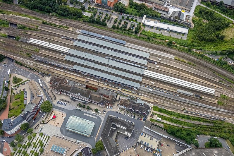 Aerial view, Hamm Westf. central station, centre, Hamm, Ruhr area, North Rhine-Westphalia, Germany, railway tracks, station, station forecourt, platform, construction, DE, Deutsche Bahn AG, Europe, central station, main station, aerial view, aerial photography, aerial photography, overview, bird's-eye view, overview